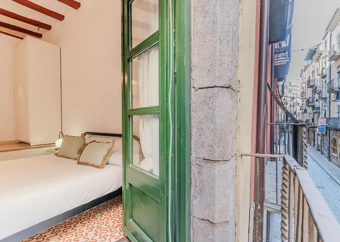 Flateli Ballesteries - 34 * Girona